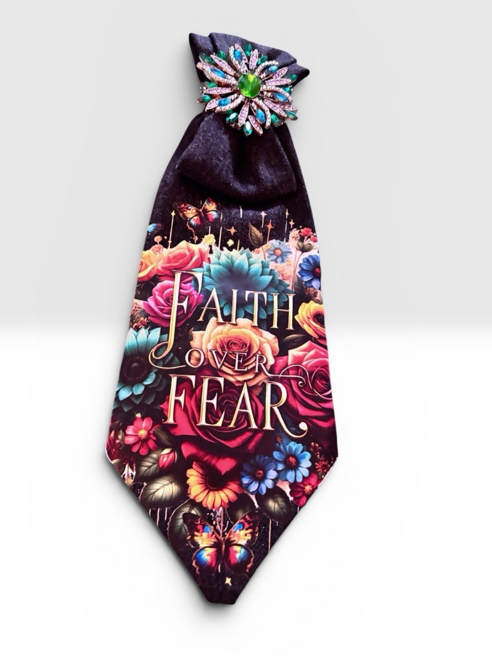 Floral 'Faith Over Fear' Statement Tie